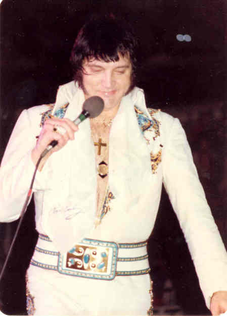 Elvis Presley Freedom Hall February 1977.jpg